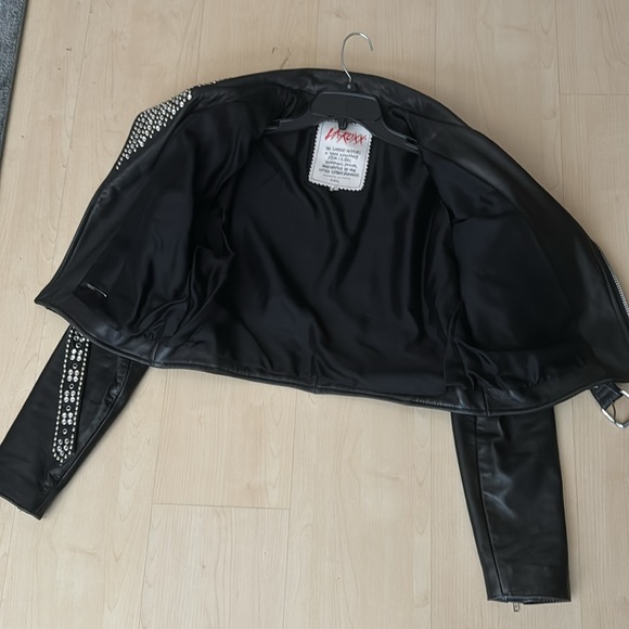 Vintage LA Roxx handcrafted studdedLeather jacket L - Picture 4 of 12
